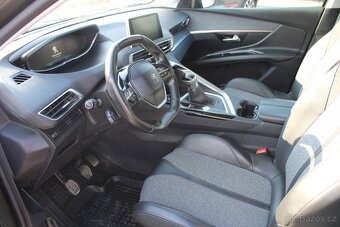 Peugeot 3008 1,2 PureTech 1.MAJ,ČR,ALLURE,2017 - 10