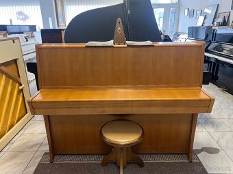 Petrof k 114 se zárukou 2 roky. PRODÁNO - 10