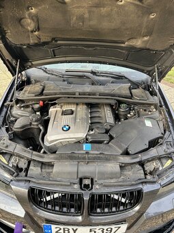 BMW e90 330i mpaket - 10