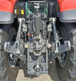 Traktor Massey Ferguson MF 8735S DynaVT S5 EXCLUSIVE - 10