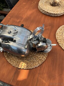 Prodám repasovaný motor Jawa 550/555 pařez - 10