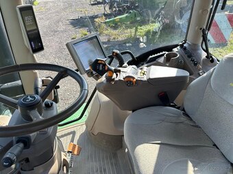 John Deere 6R250 Autopower Ultimate s čelním nakladačem - 10