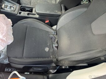 Prodám veškeré náhradní díly na Škoda Octavia 4/IV - 10