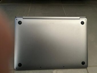 MacBook Pro (13palcový, 2020) SDD 512 GB - 10