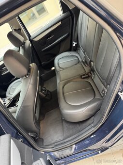 BMW 220d XDrive - 10