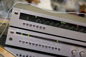 SHARP - OPTONICA - zesilovac + tuner - krasny stav - 10