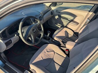 Nissan Almera - 10