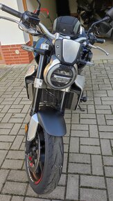 Honda CB1000R+ - 10