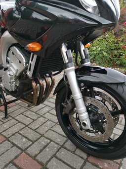 Yamaha FZ6 Fazer - 10