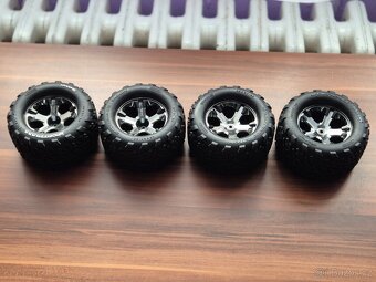 RC Traxxas Slash 2wd - 10