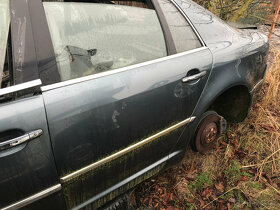 VW Phaeton 3,0TDI V6 2005 4x4 - pouze díly - 10