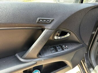 Toyota Avensis combi 2.2 D-4D Exclusive - 10