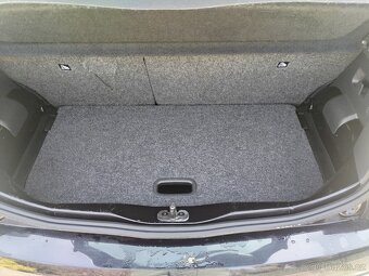 Vw Up CLUB 1.0 Mpi 55kw r.v.2016 - 10