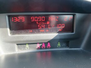 PEUGEOT 207 1.6 HDI 66 kW KLIMA - 10
