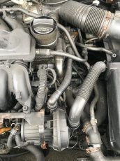 Skoda Octavia 1 1,6 75kW AVU 2002 - dily z vozu - 10
