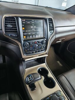 JEEP GRAND CHEROKEE 3.0V6 TURBO DI 7/2014 - 10