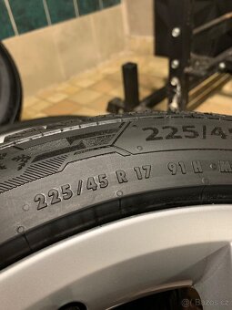 Alu kola Škoda R17 5X112 NOVÉ ZIMNÍ PNEU 225/45 R17 DORADO - 10