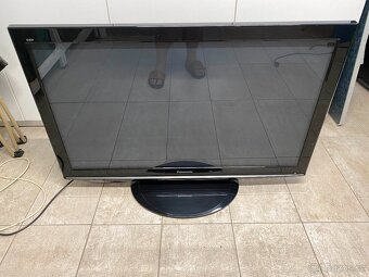 TV Panasonic VIERA 112cm úhlopříčka 46", FULL HD - 10