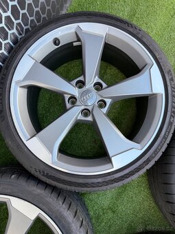 Audi A4 S4 B9 - AUDI ROTOR 245/35 R19 LETNÍ ORIGINÁLNÍ SADA - 10