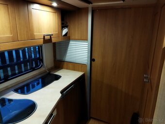 Karavan Knaus Azur 500 rv 2013 solár - 10
