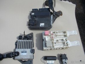 Elektrické díly Toyota Rav4 model 2006-2010 - 10