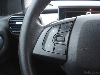 Citroën C4 Cactus 1.2 i NAVI AUTOMAT - 10
