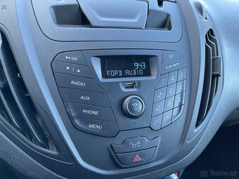 Ford Tourneo Courier 1.0 EcoBoost TITANIUM - 10