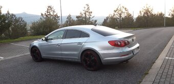 VOLKSWAGEN Passat CC - 10