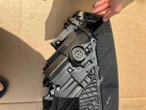 xenon audi q7 15- 4m levy pravy svetlo matrix svetlo - 10