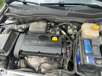 Opel Astra Caravan 1.6 16V dovoz DE - 10