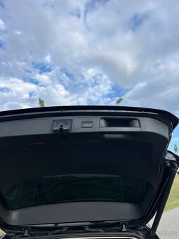 Volkswagen Passat B8 2.0 TDI 110KW DSG • 2019 • - 10