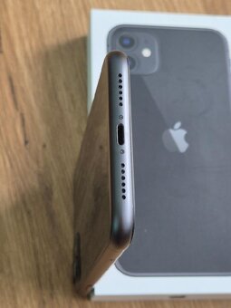iPhone 11 128gb kapacita baterie 94% - 10