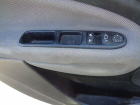 Citroen C3 picasso 1,6vvti Rozprodám na náhradní díly - 10