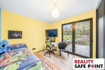 Prodej rodinného domu, 4+kk (91,3 m2) a 3+kk (65,6 m2) - Let - 10
