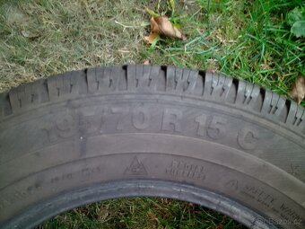 zimní celoroční 195/70 R15 C - 10