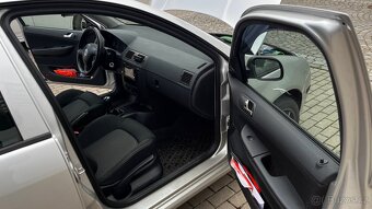 Škoda Fabia 2.0 MPI - 10