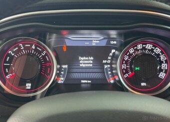 Dodge Challenger - 10