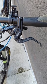 Celo-odpružené horské kolo FOCUS - 10