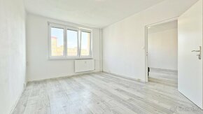 Pronájem bytu po rekonstrukci 1+1, 35 m2, Chomutov, ul. Zahr - 10