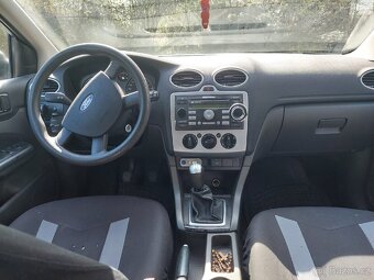 Ford Focus 2006 - 10