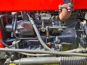 Traktor Zetor 7011 s TP, SPZ a platnou STK - 10