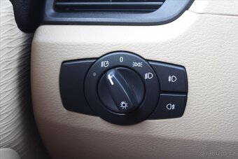 BMW X1 xDrive 20d 130KW XENONY ČR (2010) - 10