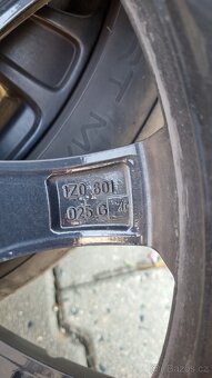 Prodám kola 5x112 r17 Octavia 2 - 10