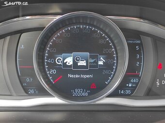 Volvo XC60 2.4 D5 158 kW TOP VÝBAVA AUTOMAT 4x4 ČR 2.MAJ. - 10