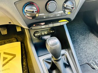 HYUNDAI i 20 1.2 i BENZÍN 55 kW NAJETO JEN 49 TIS KM - 10
