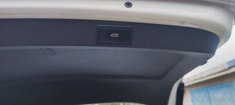 Škoda Octavia Combi Style 2.0 TDI 135 kW 4x4 DSG - 10
