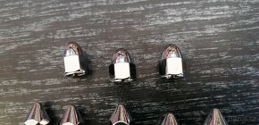 Chromové doplňky na motocykl - 10