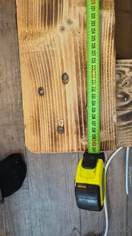 Prodám bytelnou paletovou postel EUR - 10