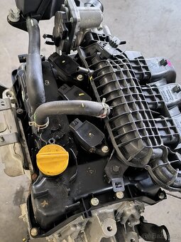 Dacia Sandero 3 motor - 10