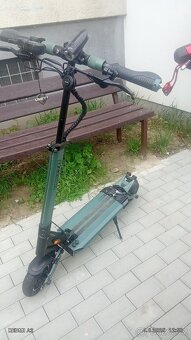 Elektrická kolobezka - 10
